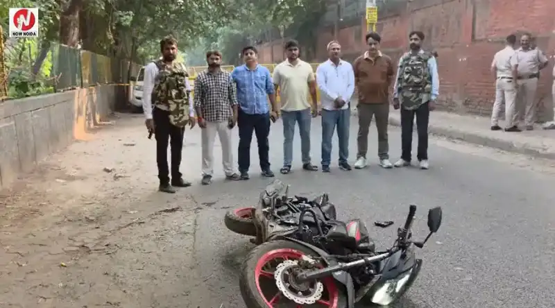 नाबालिग से गैंगरेप के आरोपी ने पुलिस पर की फायरिंग, जवाबी कार्रवाई में पैर में लगी गोली, एक गिरफ्तार