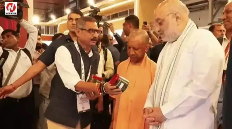 नोएडा एक्सपो में पहुंचे योगी-अमित शाह, गोल्फ कार्ट से पहुंचे कार्यक्रम स्थल, यूपी इंटरनेशनल ट्रेड शो का करेंगे उद्घाटन
